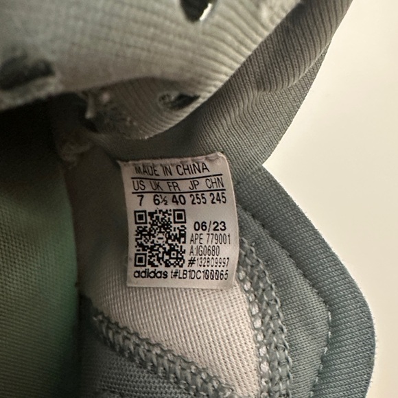 Adidas Kids' Sneakers in Mint and Gray - Picture 6 of 9